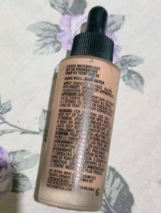 MAC Studio Waterweight Foundation SPF 30