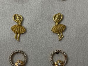 Gold Pleated Doll Earing 😍