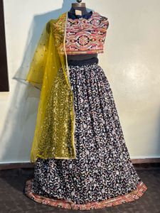 SALE 🛑Elegant Floral Lehenga Choli Set