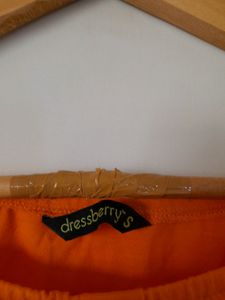 Orange Casual Top (Women&#39;s)