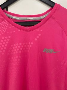 Run in Style! 💖 Nike Neon Pink Pro Tee ✨🏃‍♀️