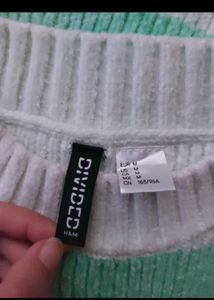 H&amp;M Green And White Pullover