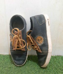 Washed Black Cloth Shoes 👟