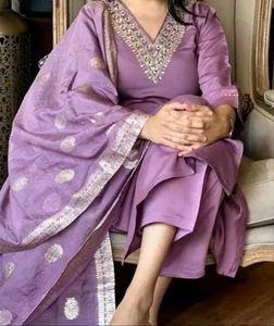 Elegant Lavender Kurta Set