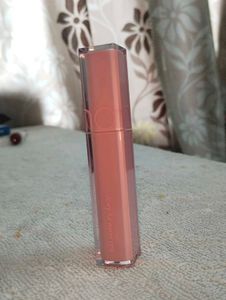 Rom &amp; Nd Lipgloss Mauve Shade