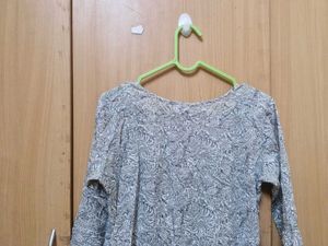 Elegant Embroidered Kurta