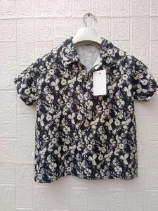 New with tag Pinterest Floral Print Button-Down Sh