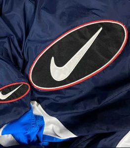 vintage 90&#39;s Nike windbreaker