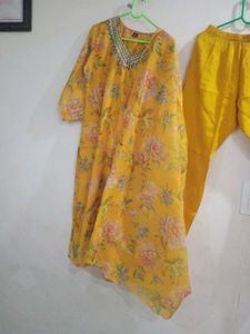 New beautiful organza Floral Print Kurta Set