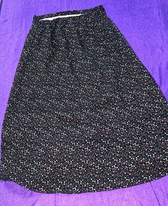 A line split  skirt