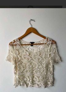 Elegant Lace Crop Top🌼🍁