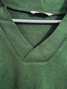 Dressberry Olive Green Solid Pullover