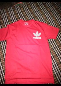 non branded t-shirt available in all size