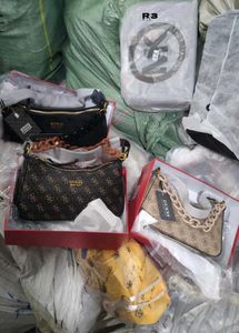 Guess Slingbags