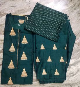 Green Kurta Set With Dupatta