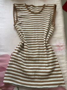 Striped sleeveless Top