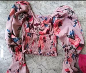 Fancy Designer Women Tops &amp; TunicsName: Fancy Designer Women Tops &amp; TunicsFabric: CottonSleeve Length: Long SleevesPattern: PrintedMultipack:Country of Origin: India