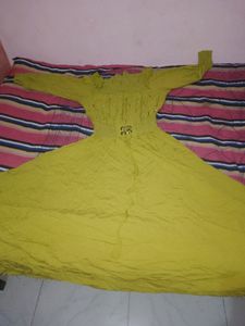 Dusky Parrot One Piece