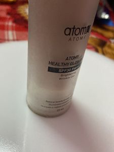 Add me, health glow base SPF 30 PA + +