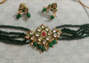 Green kundan set