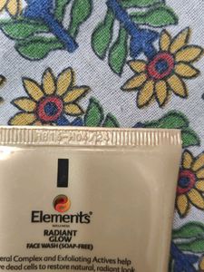 Elements Radiant Glow Face Wash