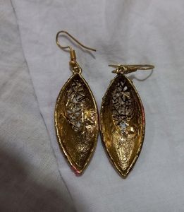 Magenta Color Earrings With Gold Design