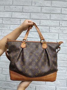 Louis Vuitton Big Size Shoulder Bag
