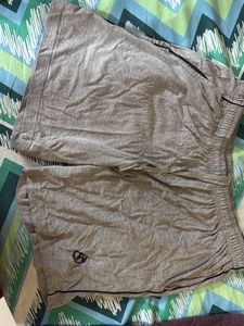 Men&#39;s Shorts Bundle Of 2