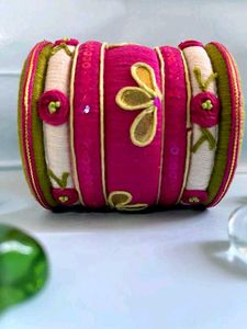 Bangles & Bracelets❤️💚