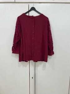 🍷 Reversible Vogue: Crimson Lace Statement Top! ✨