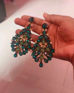 Emerald Green Teardrop Dangle Earrings