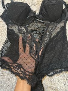 H&amp;M Lace Bodysuit 🔥