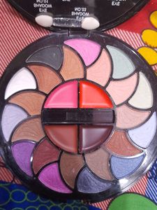 New ADS fashion Color Makeup Kit Eyeshadow Pallete
