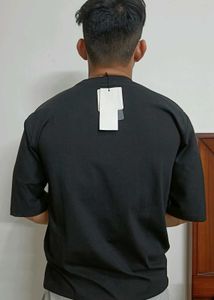 M size Shirt/tshirt