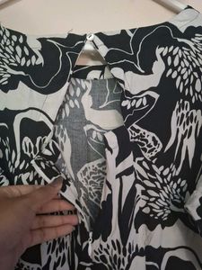 Aline Black And White Dress