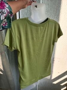 T-shirt 💚