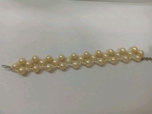 Aesthetic Pearl Bracelet ✨ Pack Of 1 [Adjustable]