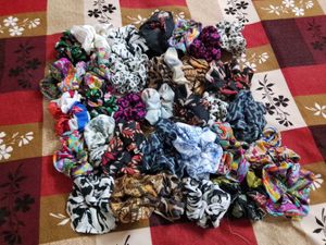 Hairs Scrunchies Pack Of 7