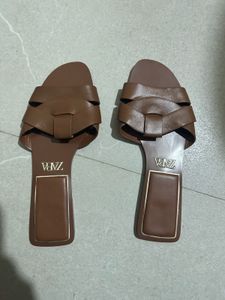 Zara Flats