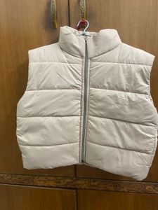 Sale!!cream buffer half jacket