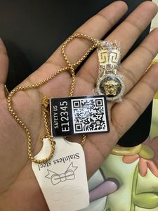 Versace 18K Gold Plated Anti Tarnish Unisex ❤️