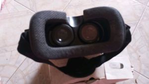 Virtual Reality Box.⁷