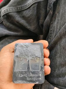 Charcoal Soap With Natural Ingredients N Fragrance