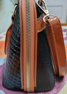 Handbag