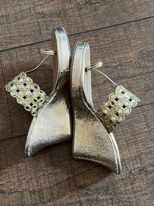 Ethnic - Festive Wedges