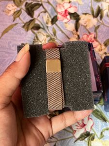 Beautiful Women Rose Gold Watch