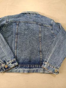 Denim Jacket - Stylish &amp; Versatile, L Size