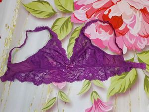 (1300)Purple Lace Bralette