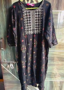 Black Kurti