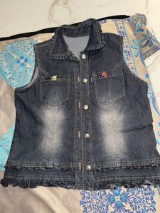 Cut Sleeve Denim Jacket Foe Women.